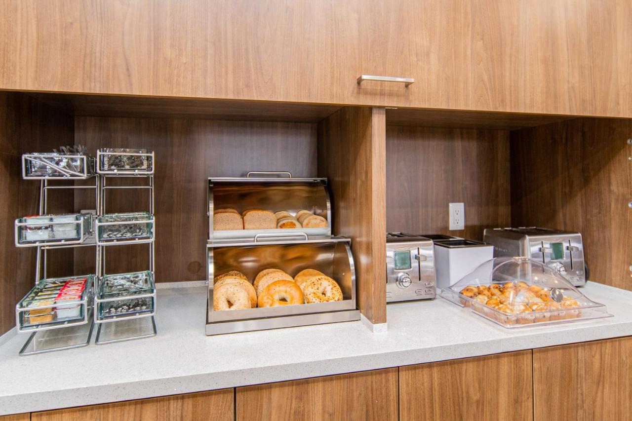 Towneplace Suites By Marriott Brantford And Conference Centre Luaran gambar