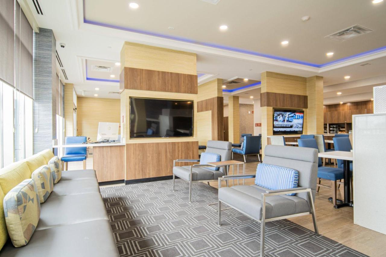 Towneplace Suites By Marriott Brantford And Conference Centre Luaran gambar